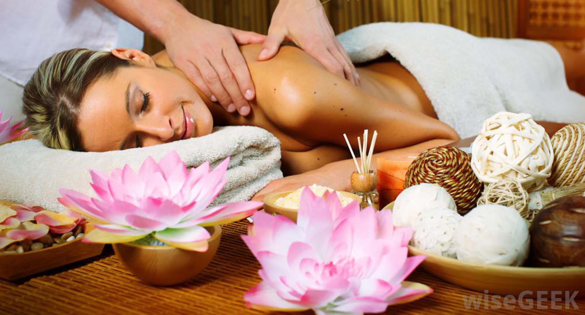 Lomi Lomi Massage, Best Lomi Lomi Massage, Top Lomi Lomi Massage, Lomi Lomi Massage Services